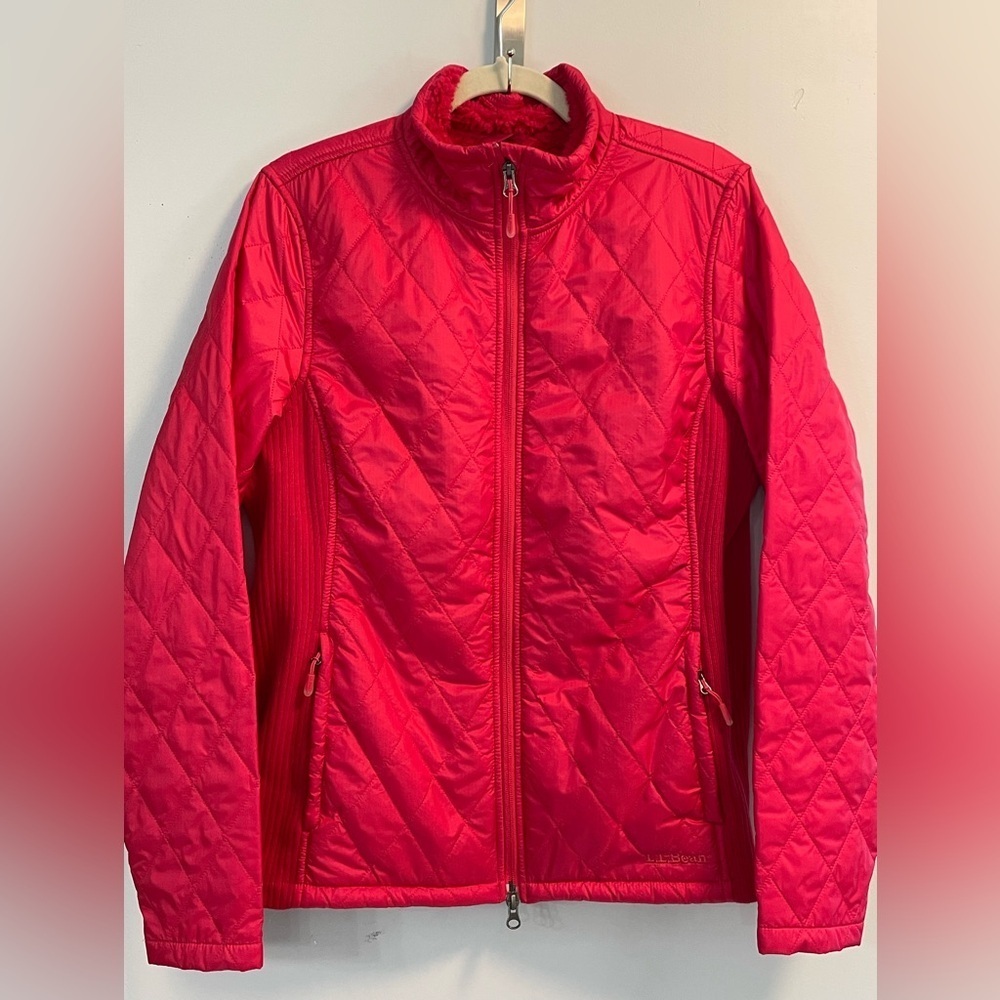 LL Bean, women’s medium, hot pink quilted fleece lined zip up lightweight jacket